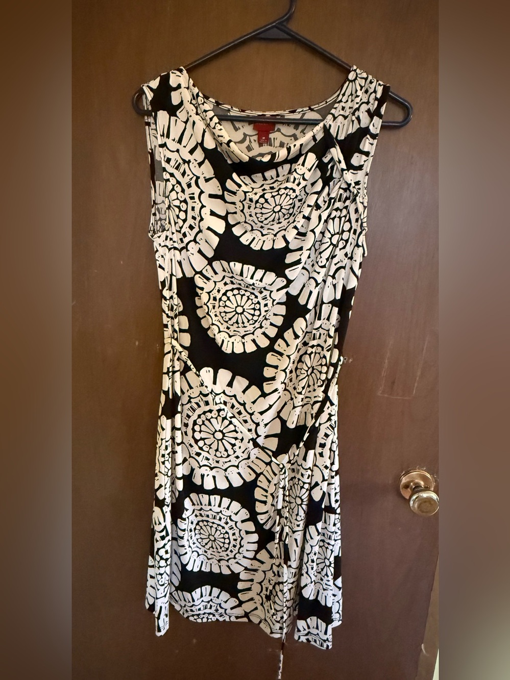 Sleeveless Black & White Patterned Women’s Dress